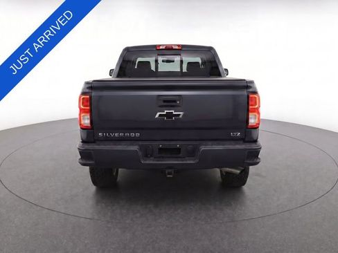 Used 2017 Chevrolet Silverado 1500 LTZ Z71 w/ LTZ Plus Package AWD/4WD image 13