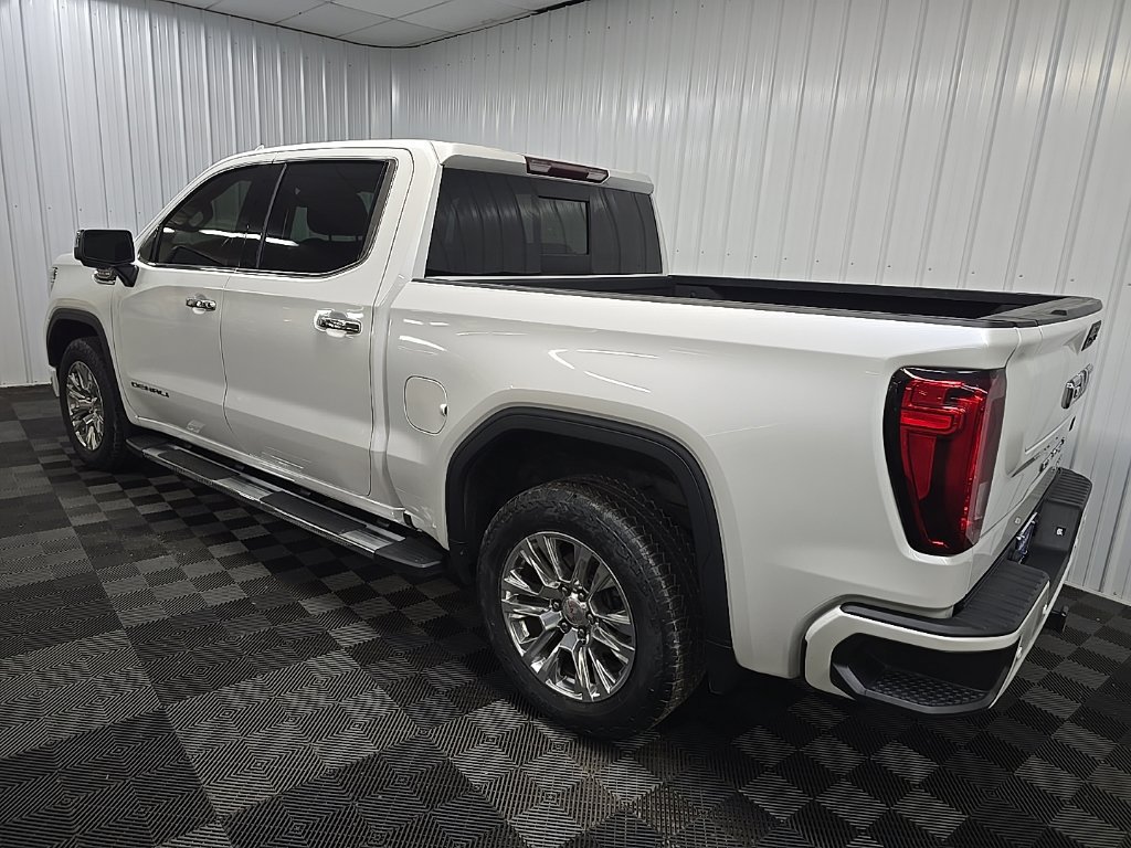 Used 2021 GMC Sierra 1500 Denali AWD/4WD image 9