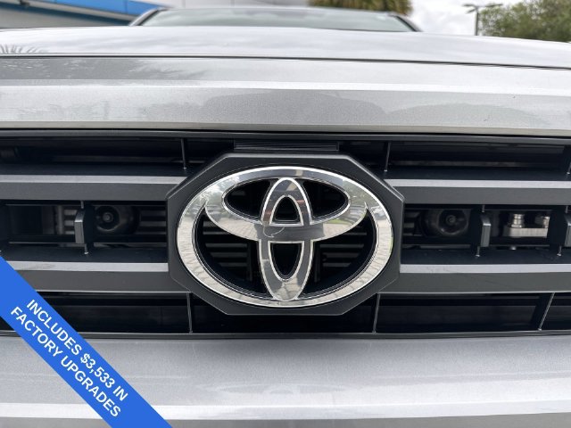 Used 2026 Toyota 4Runner SR5 RWD image 10