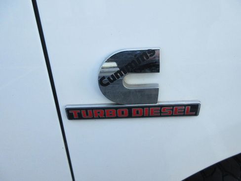 Used 2018 RAM 2500 Tradesman AWD/4WD image 10
