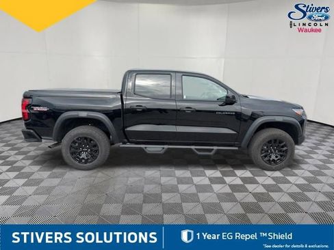 Used 2026 Chevrolet Colorado Trail Boss AWD/4WD image 5