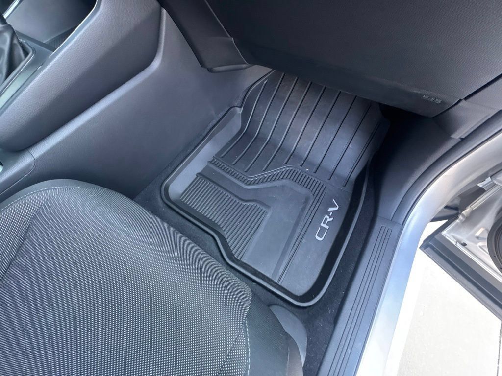 Used 2024 Honda CR-V EX image 10