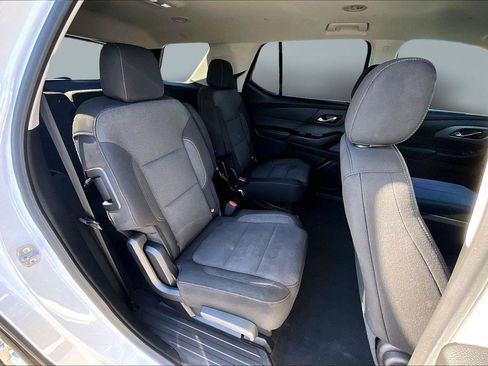 Certified 2020 Chevrolet Traverse LT image 20