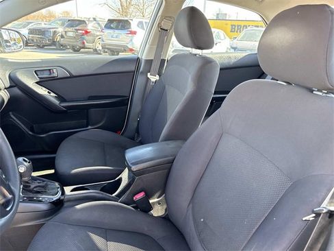 Used 2012 Kia Forte EX image 13