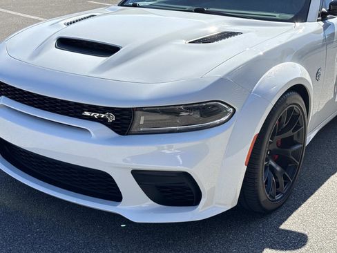 Used 2023 Dodge Charger SRT Hellcat w/ Harman/Kardon Audio Group image 11