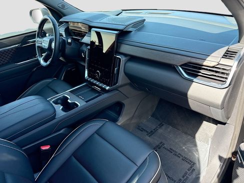 Used 2024 GMC Acadia Denali w/ LPO, Cargo Package image 15