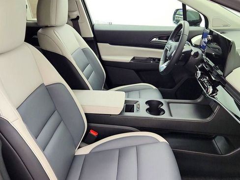 Used 2025 Honda Prologue Touring image 25