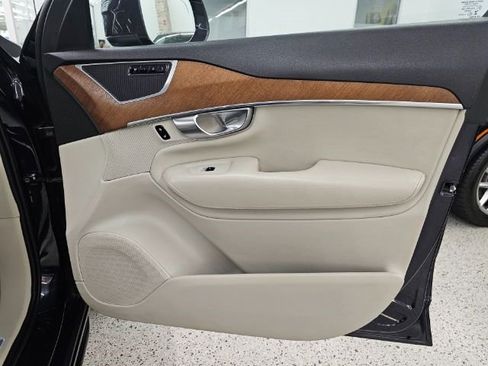 Used 2017 Volvo XC90 T6 Inscription image 27