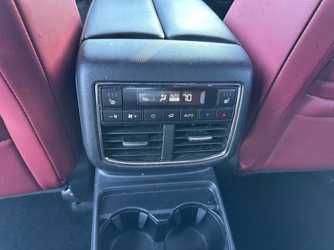 Used 2023 MAZDA CX-9 Carbon Edition image 11