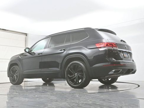 Used 2023 Volkswagen Atlas SE w/ Panoramic Sunroof Package AWD/4WD image 35