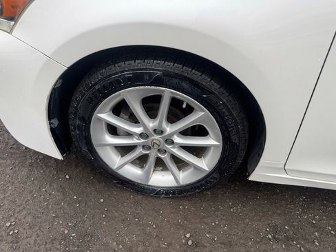 Used 2013 Lexus CT 200h w/ Premium Pkg w/Navigation image 16