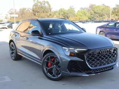 New 2025 Audi RS Q8 performance