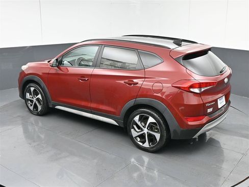 Used 2018 Hyundai Tucson Value w/ Cargo Package FWD image 27