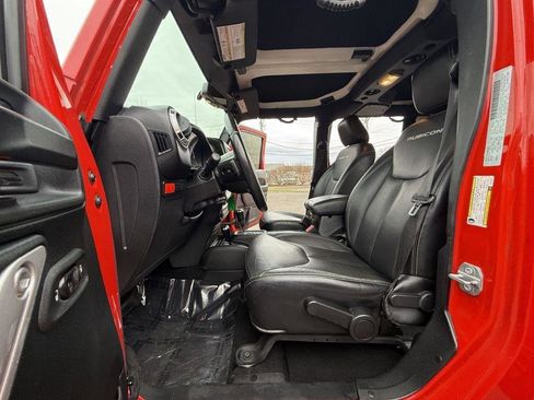 Used 2017 Jeep Wrangler Rubicon image 15