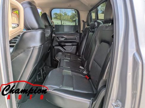 Used 2019 RAM 1500 Laramie RWD image 17