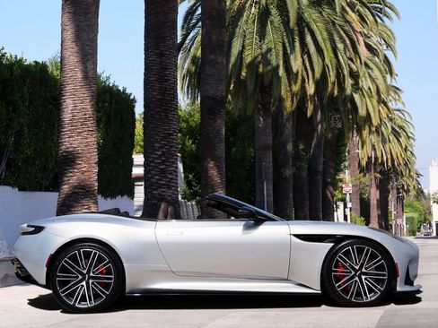 New 2025 Aston Martin DB12 Convertible image 17