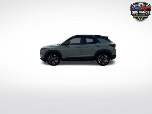 Used 2024 Chevrolet TrailBlazer RS w/ Convenience Package FWD image 2