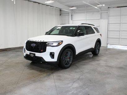 New 2026 Ford Explorer ST w/ Sun And Sound Package