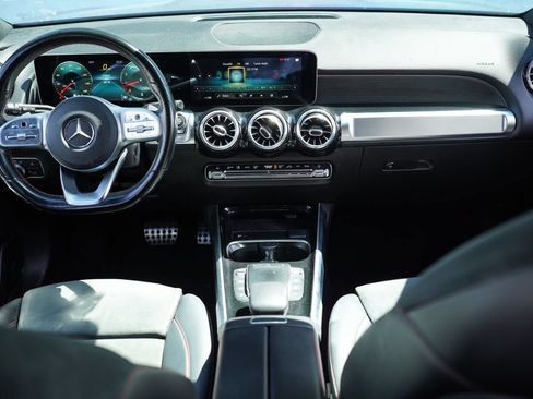 Used 2021 Mercedes-Benz GLB 250 w/ AMG Line image 21