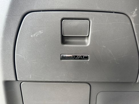 Used 2016 Honda Odyssey Touring Elite image 14