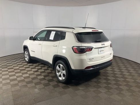 Used 2021 Jeep Compass Latitude image 3