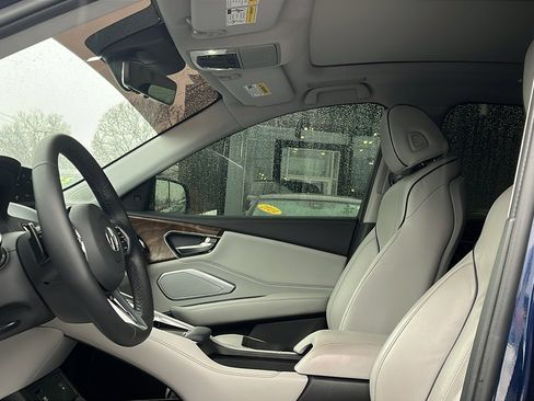 Used 2024 Acura RDX w/Advance Package image 10