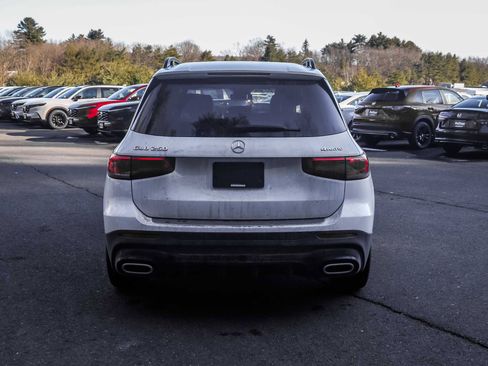 Used 2023 Mercedes-Benz GLB 250 4MATIC image 6