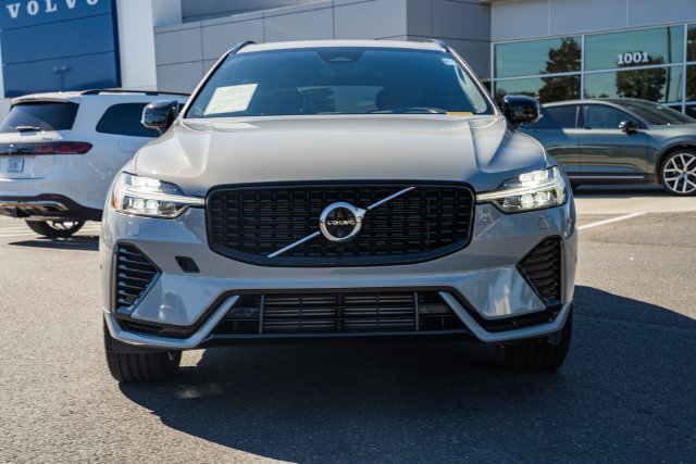 Certified 2024 Volvo XC60 T8 Plus w/ Climate Package AWD/4WD image 2