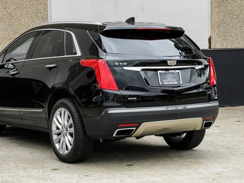 Used 2017 Cadillac XT5 Platinum AWD/4WD image 18