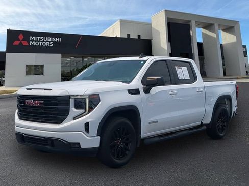 Used 2023 GMC Sierra 1500 Elevation AWD/4WD image 1