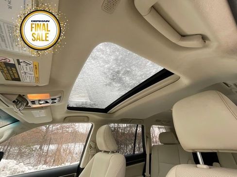 Used 2023 Lexus GX 460 Premium image 19