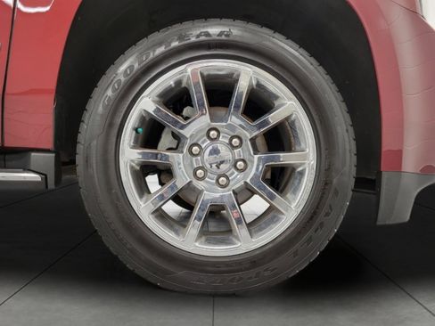 Used 2017 GMC Yukon Denali w/ Open Road Package image 4