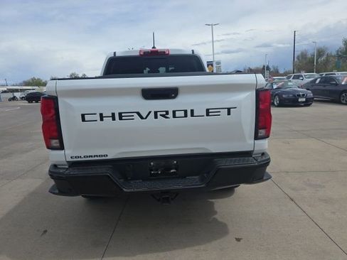 Used 2024 Chevrolet Colorado Z71 w/ Z71 Convenience Package 2 image 6