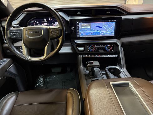 Used 2022 GMC Sierra 1500 Denali image 4