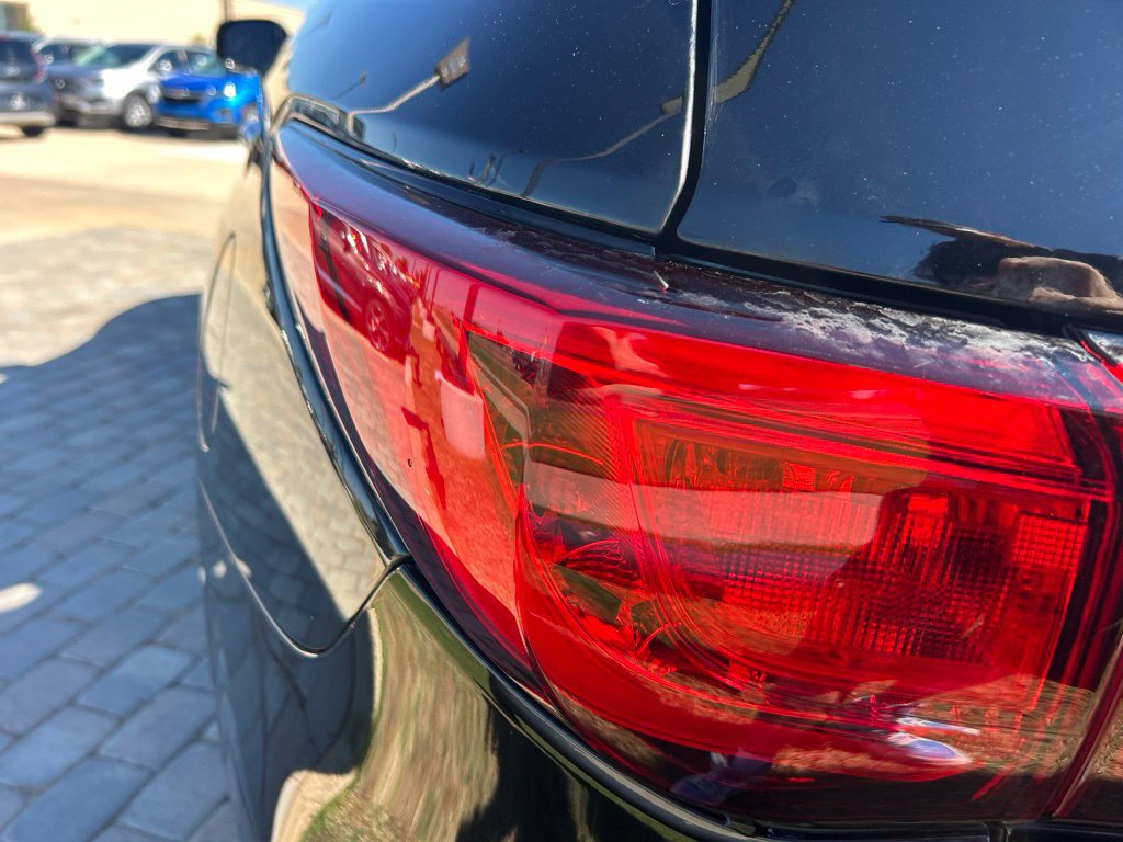 Used 2019 INFINITI QX60 Luxe w/ Essential Package FWD image 5