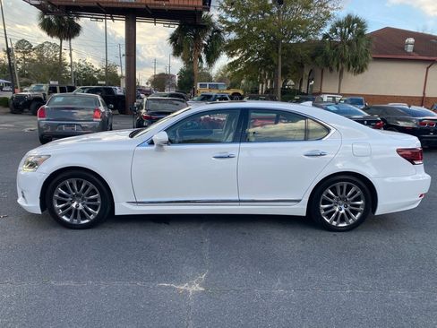 Used 2017 Lexus LS 460 image 8