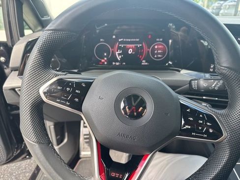 Used 2022 Volkswagen GTI Autobahn image 20