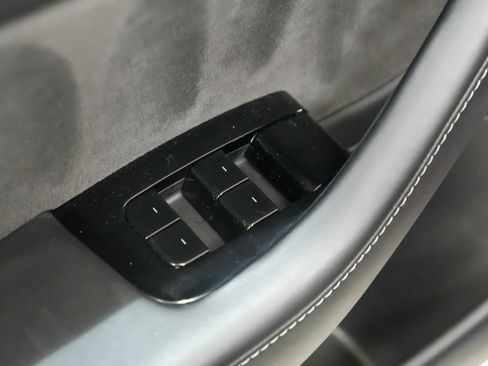 Used 2019 Tesla Model 3 Long Range AWD/4WD image 21
