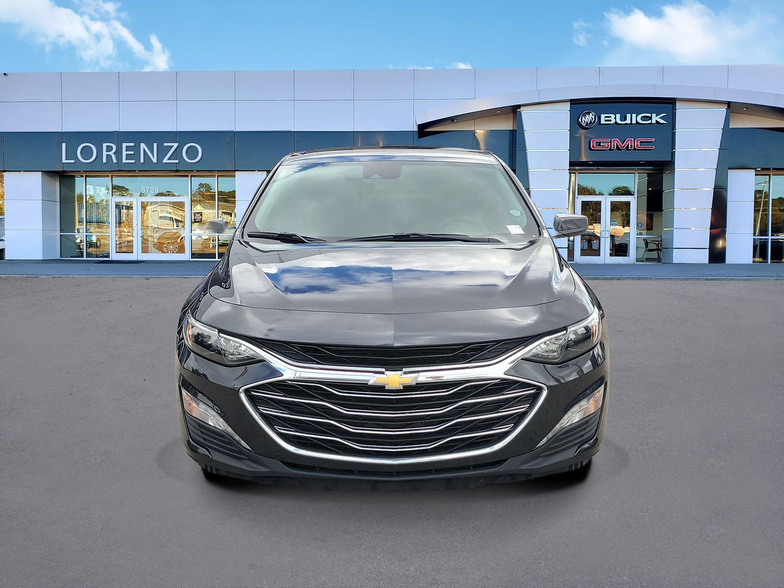 Used 2023 Chevrolet Malibu LT FWD image 2