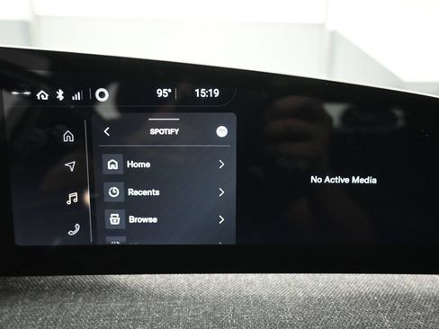 Used 2024 Lucid Air Pure RWD image 9