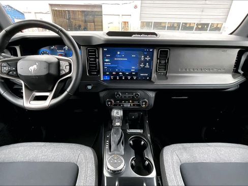 Certified 2025 Ford Bronco Big Bend AWD/4WD image 16