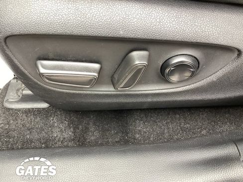 Used 2024 Toyota RAV4 XLE w/ Weather Package AWD/4WD image 15
