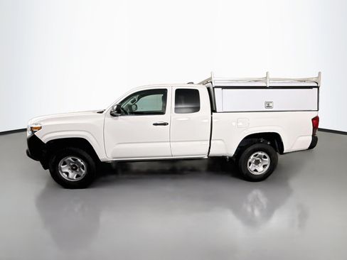 Used 2022 Toyota Tacoma SR RWD image 6