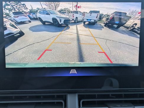 New 2026 Chevrolet Trax LT w/ Driver Confidence Package image 12