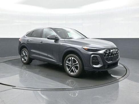 New 2025 Audi Q5 Premium Plus image 1