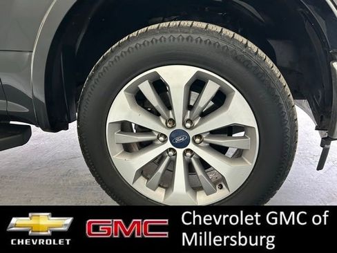 Used 2017 Ford F150 Lariat image 16