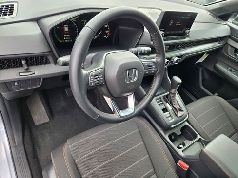Used 2025 Honda CR-V Sport image 13