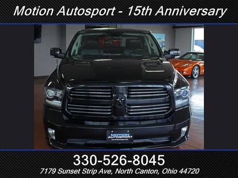 Used 2016 RAM 1500 Sport w/ Black Ram 1500 Sport Group AWD/4WD image 4