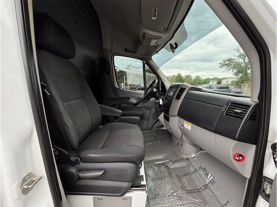 Used 2014 Mercedes-Benz Sprinter 3500 image 29