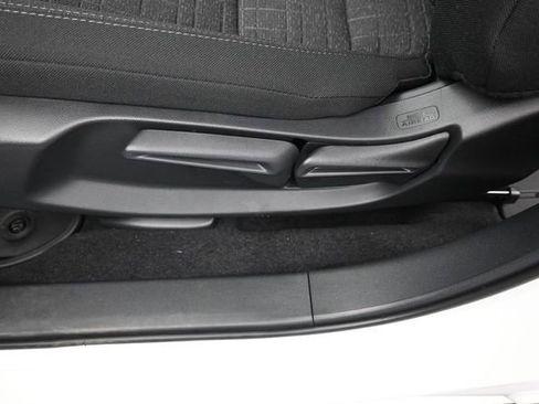 New 2026 Honda HR-V LX image 20